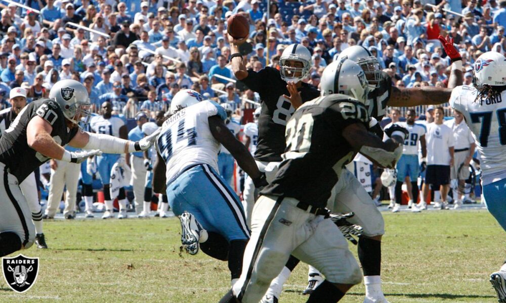Raiders vs Titans