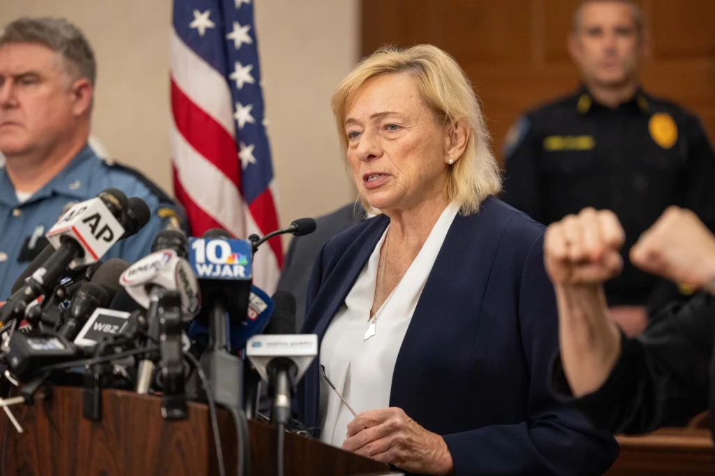 janet mills