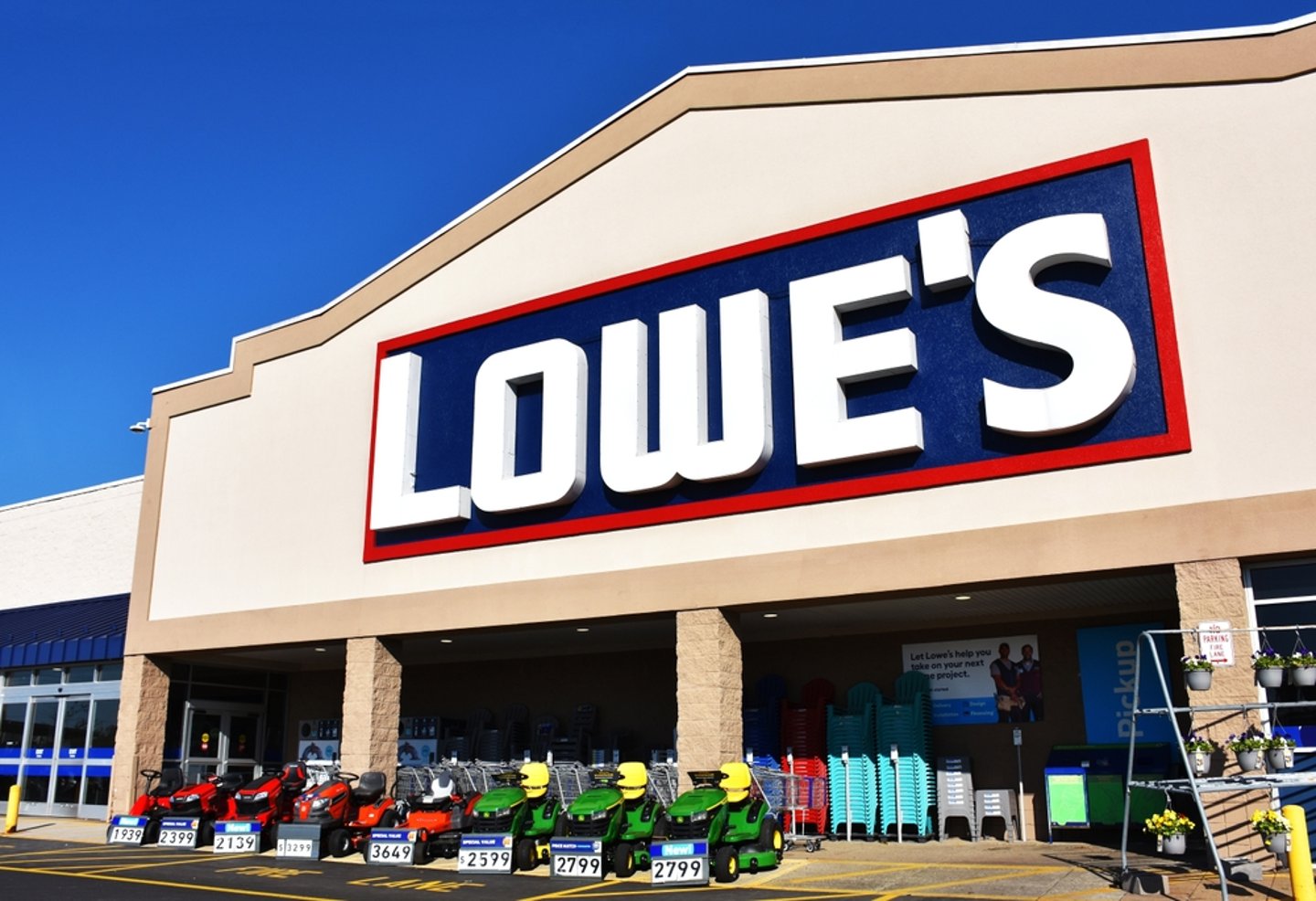 Lowe’s Store Expansion Plans
